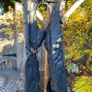 Nice XL American-Made Black Leather Motorcycle Chaps by Dallas Premium Leather